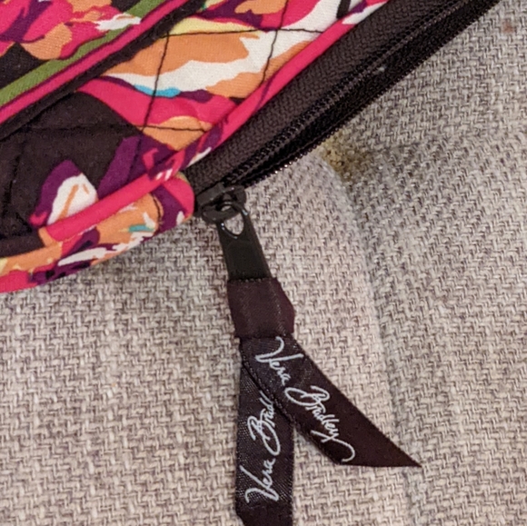 NWOT! Vera Bradley, Tablet Sleeve/Case - Picture 4 of 7